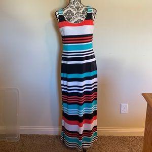 Jessica Howard Sleeveless Maxi Dress - Size M